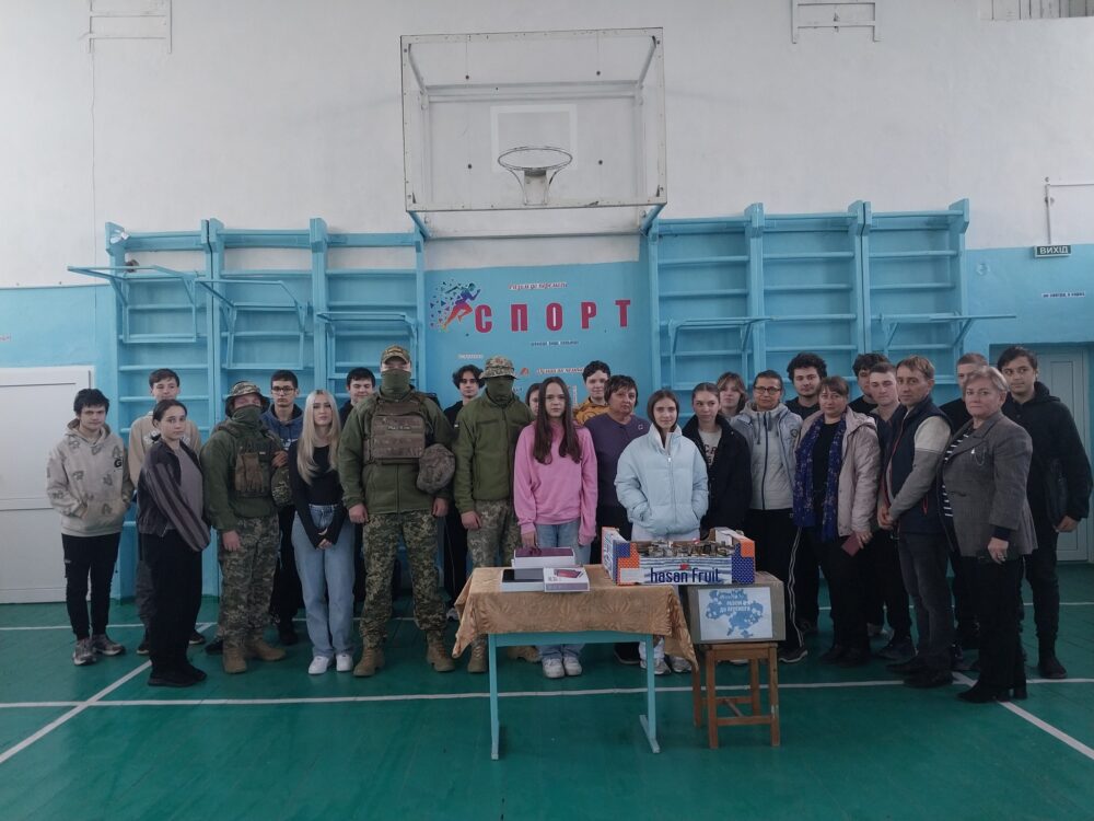 Дякуємо військовим за візит, за захист і за те, що подарували дітям такі враження!