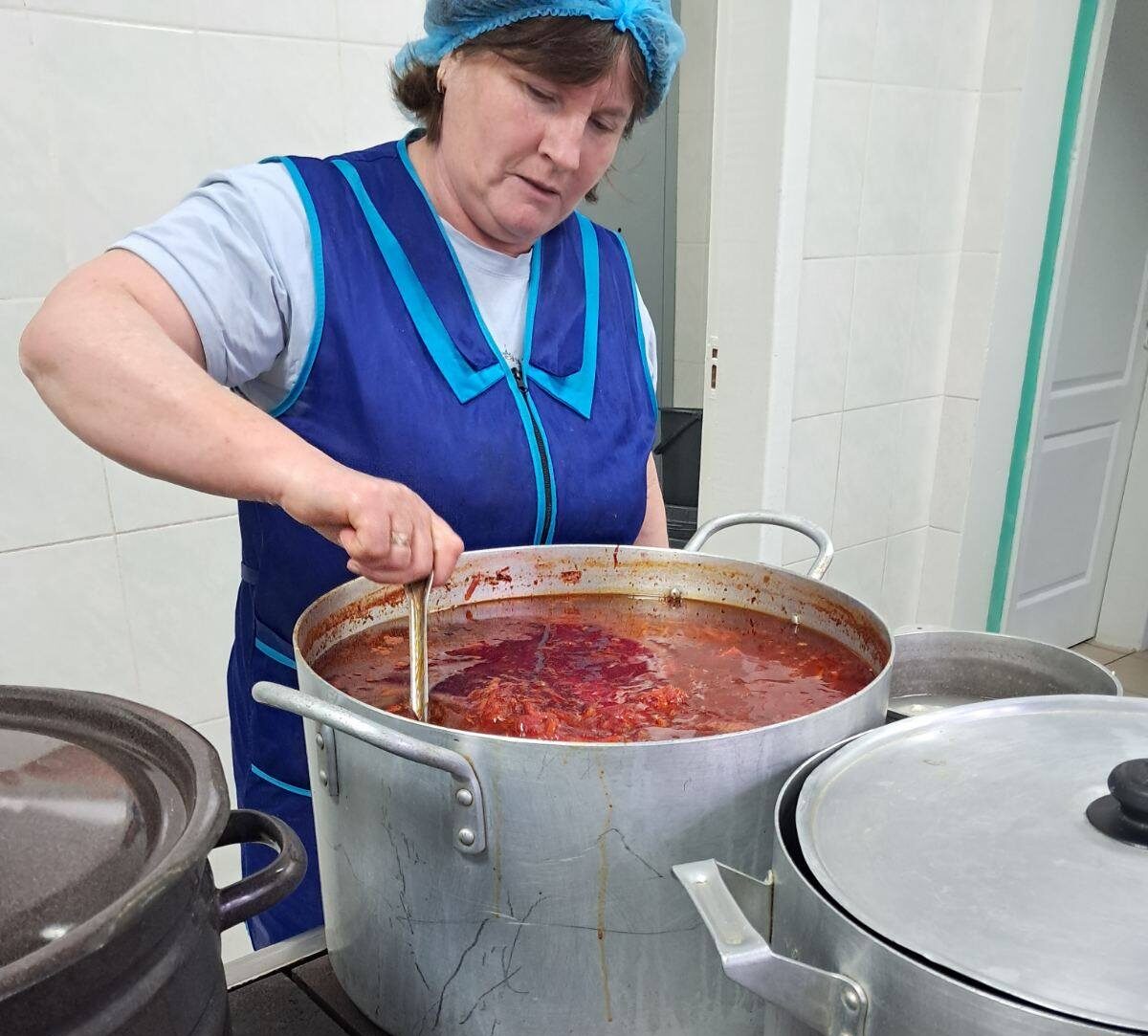 Шкільна їдальня