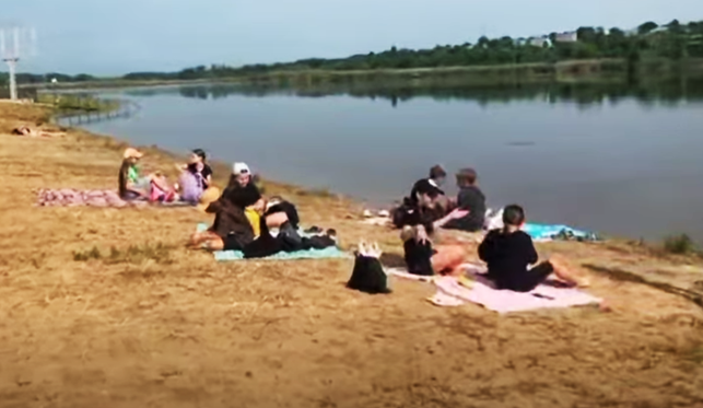 День, сповнений сонця та радості!